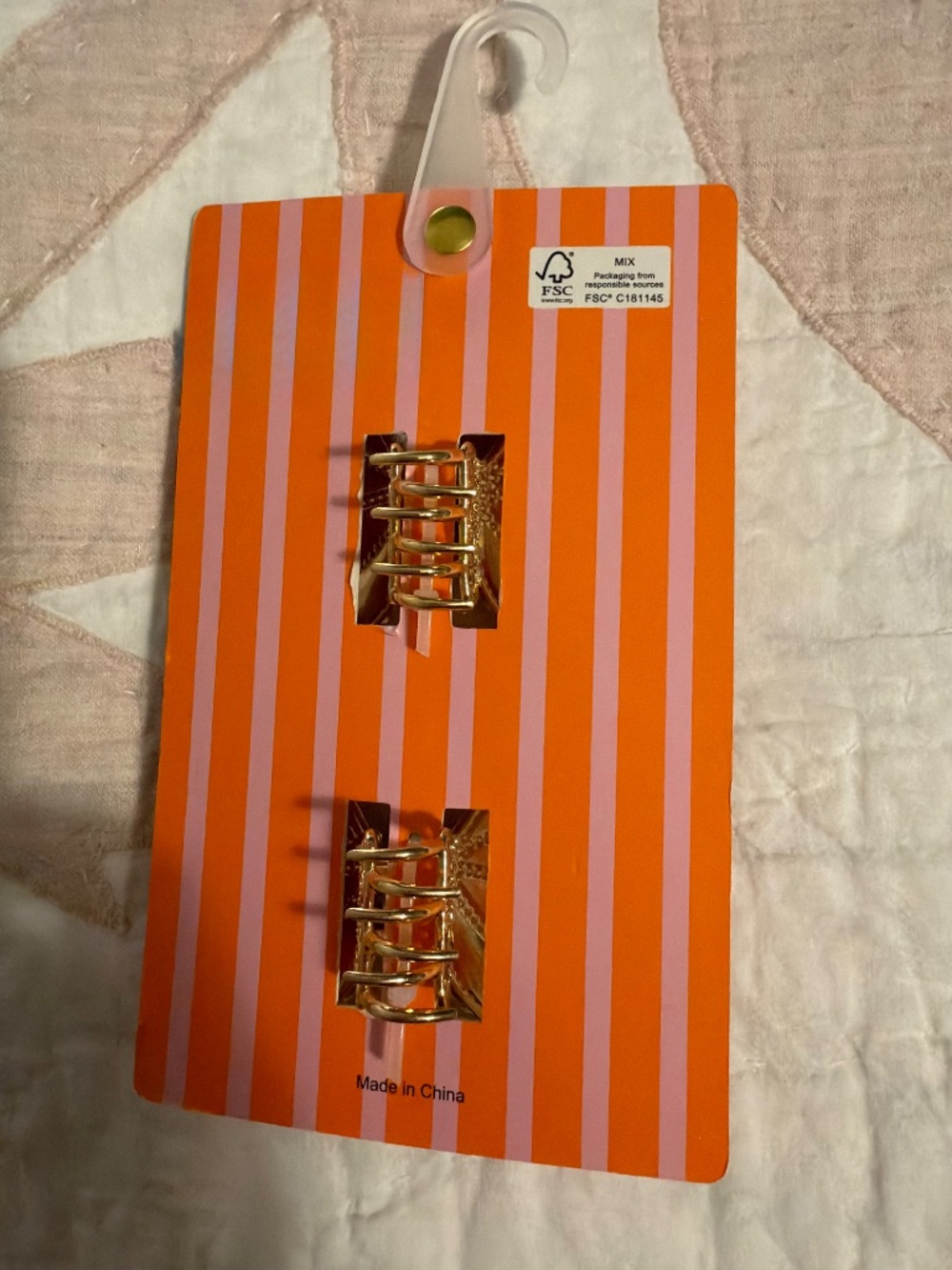 NWT - piper.k Halloween Black & Gold Bat Hair Claw Clips (Set of 2) - Picture 2 of 2